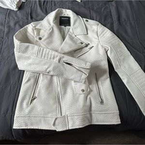 Reason men’s white medium leather jacket